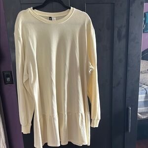H&M (Divided) Yellow Boxy Ruffle at bottom Long Sleeve Dress